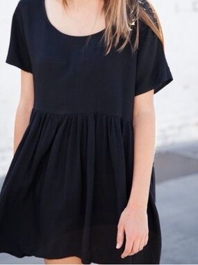 Brandy Melville Black 100% Cotton Short Sleeve Flowy Babydoll Dress